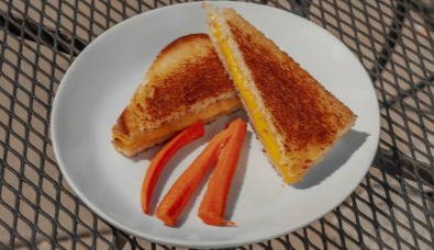 Quick Lunch Recipe: Crustless Grilled Cheese Sandwich Quick Lunch Recipe