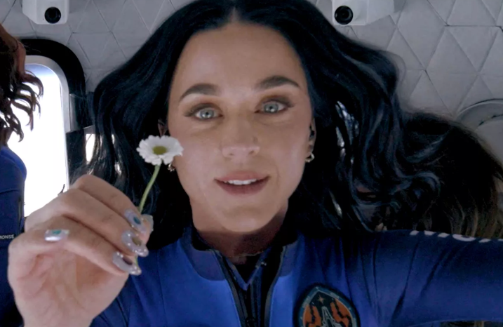 Blue Origin NS-31: Martha Stewart's Zero Gravity Throwback Blue Origin NS-31