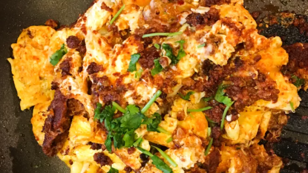 Scrambled Eggs with Chorizo Recipe