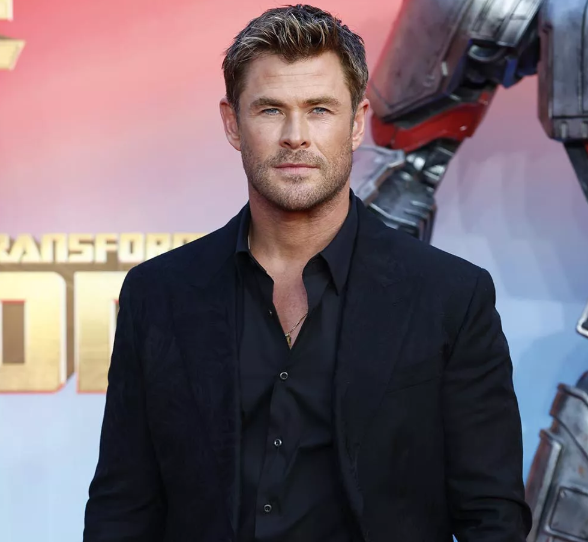 Chris Hemsworth Talks Nerves and Praise for Halle Berry Chris Hemsworth