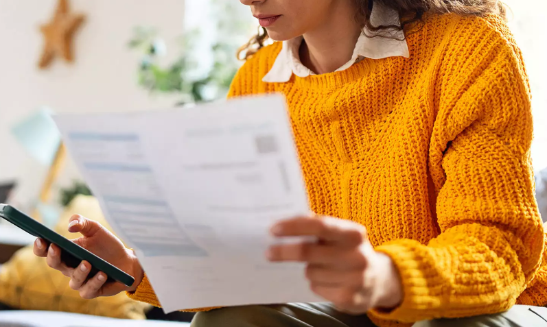 Reddit AITA Mother-in-Law Finances: Did She Go Too Far? Reddit AITA Mother-in-Law Finances