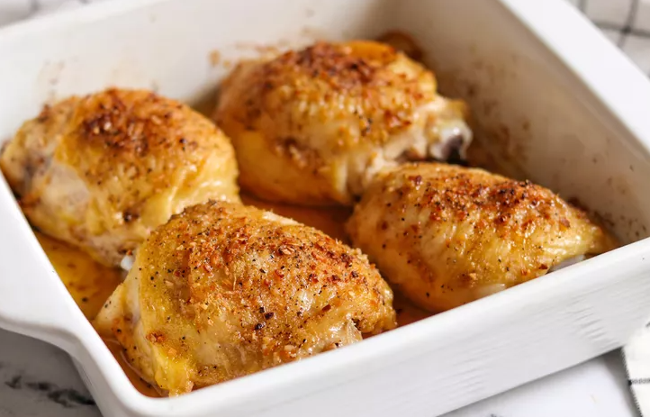 Crispy Baked Chicken Thighs: Easy & Delicious Recipe Crispy Baked Chicken Thighs