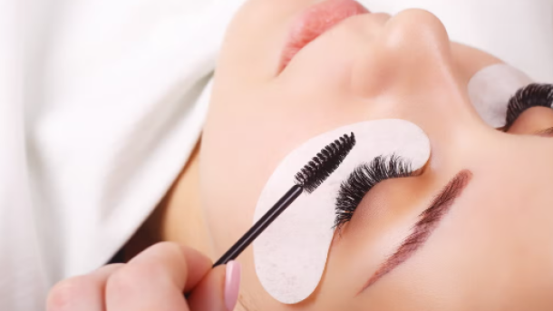 Seasonal Eyelash Shedding