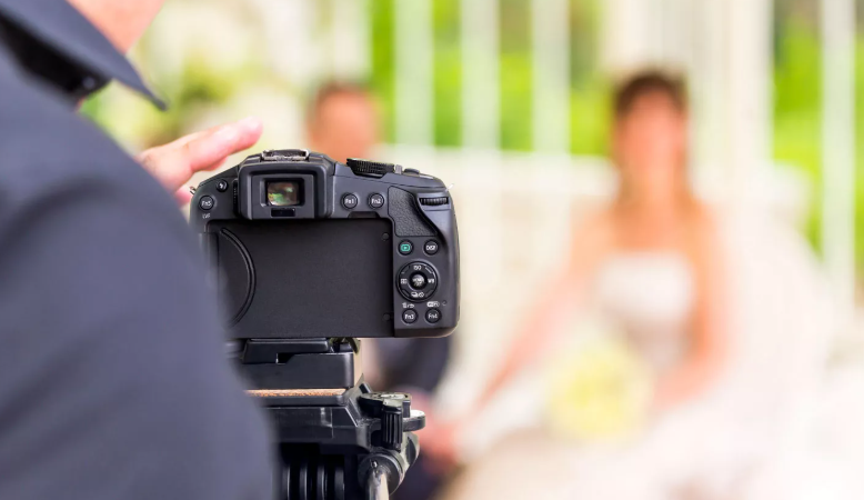 First Look Wedding Advice: Key Tips for Grooms First Look Wedding Advice