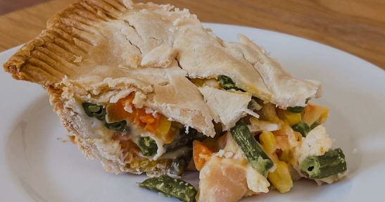 Easy Turkey Pot Pie Recipe: Quick Comfort in a Crust Easy Turkey Pot Pie Recipe