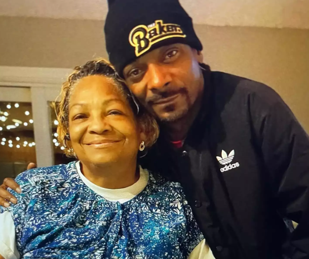 Snoop Dogg Gospel Album 2025: A Tribute to His Mother Snoop Dogg Gospel Album 2025
