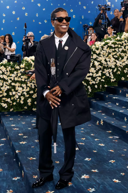 A$AP Rocky Rihanna Ring Stuns in Met Gala Reveal A$AP Rocky Rihanna Ring