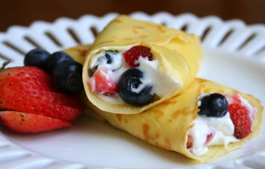 Cheesecake Crepes: Sweet Roll-Ups With Creamy Filling Cheesecake Crepes