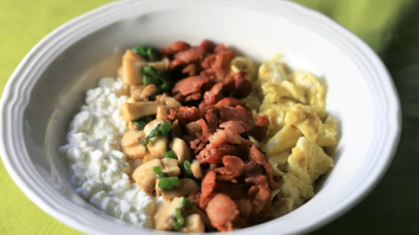 Cottage Cheese Breakfast Bowl