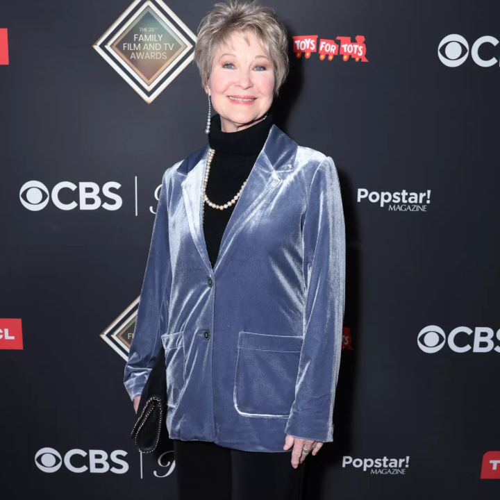 E.T. Movie Behind The Scenes: Dee Wallace Reveals Secrets E.T. Movie Behind The Scenes