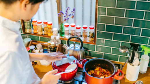 Reddit AITA Food Waste