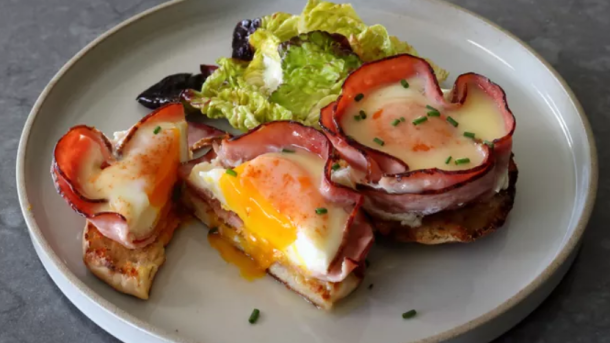 Naked Eggs Benedict