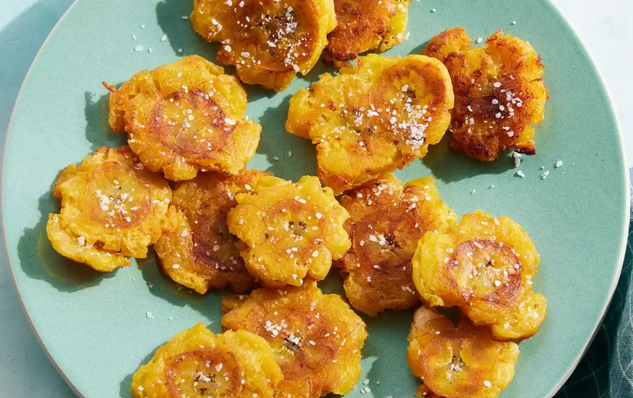 Puerto Rican Tostones Recipe: Crispy & Delicious Plantains Puerto Rican Tostones Recipe