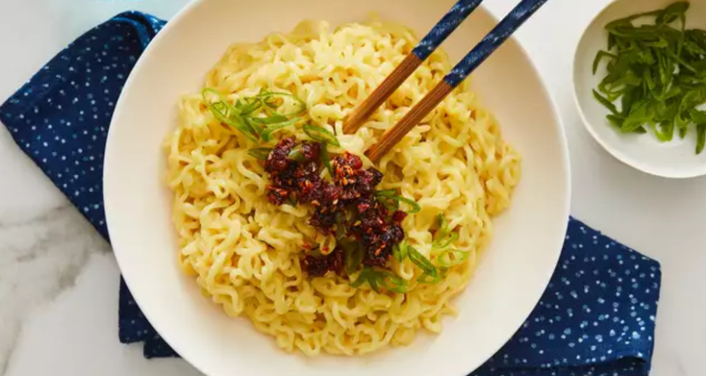 Cheesy Ramen Noodles Recipe – Quick & Creamy Dish Cheesy Ramen Noodles Recipe