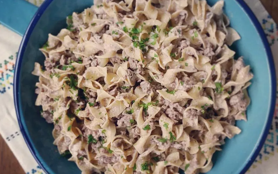 Easy Beef Stroganoff Recipe