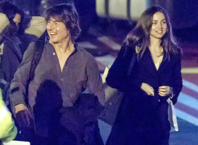 Tom Cruise Ana De Armas Relationship
