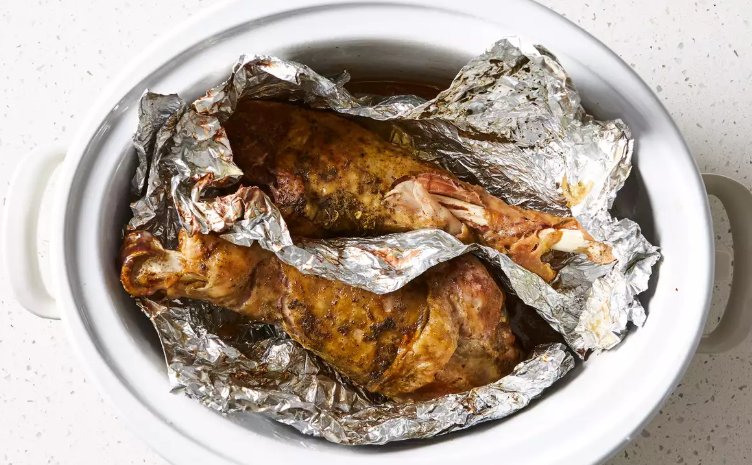 Slow Cooker Turkey Legs Recipe – Easy & Delicious Slow Cooker Turkey Legs Recipe