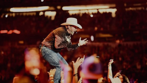 Garth Brooks Concert Fan Cancer