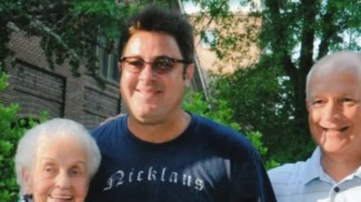 Vince Gill Look At Us Live Performance